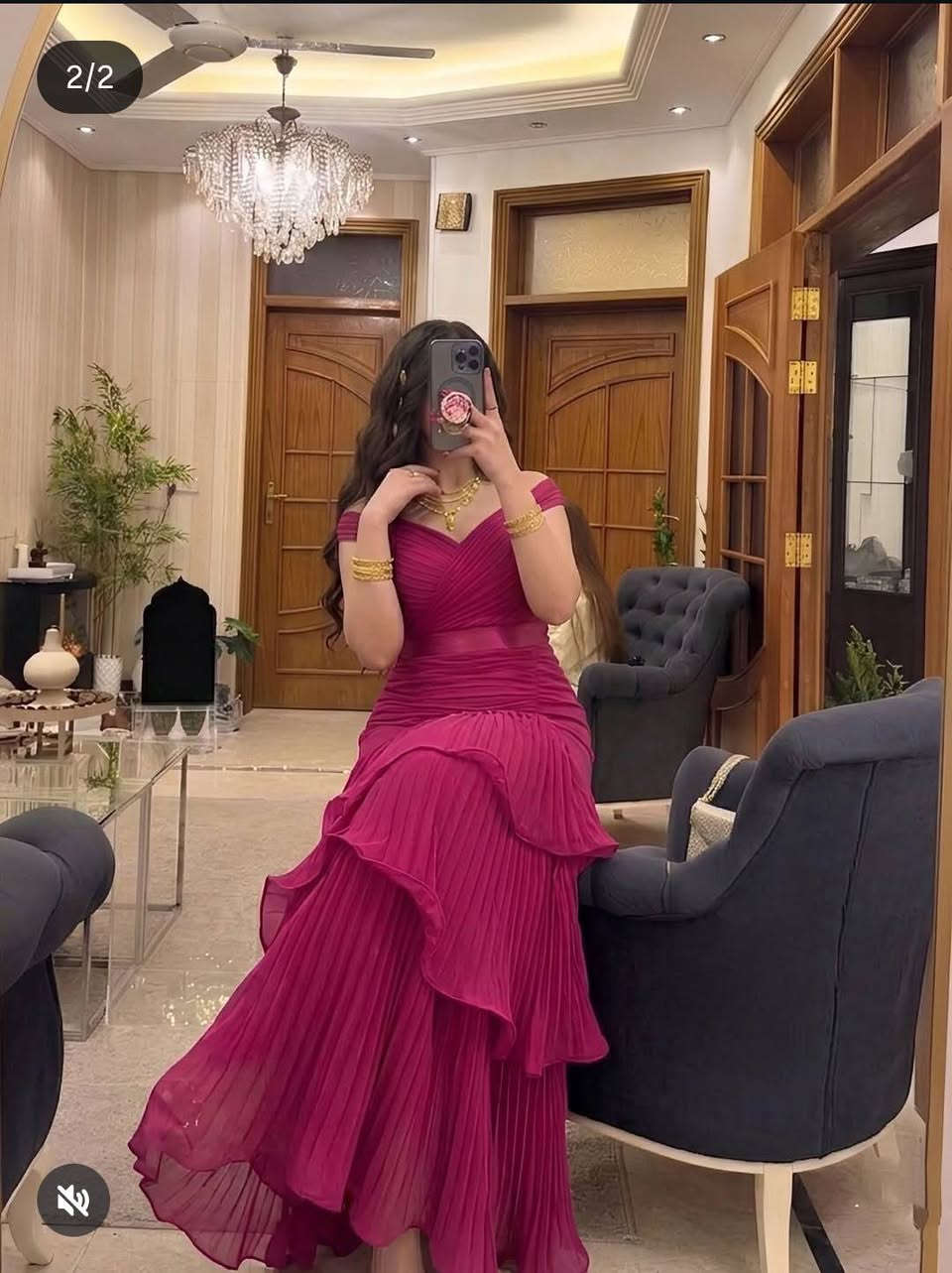 بنات شتريت هذا الفستان قبل كم يوم لبستة بس ع كد المناسبة شتريتة ب103 من هذا البيج ابيعة ب65 يلبس وزن70/75 
عندي توصيل كل مكان


**إذا كنت صاحب هذا الإعلان وتريد حذفه لأي سبب، رجاءا أرسل رسالة إلى الدعم الفني**