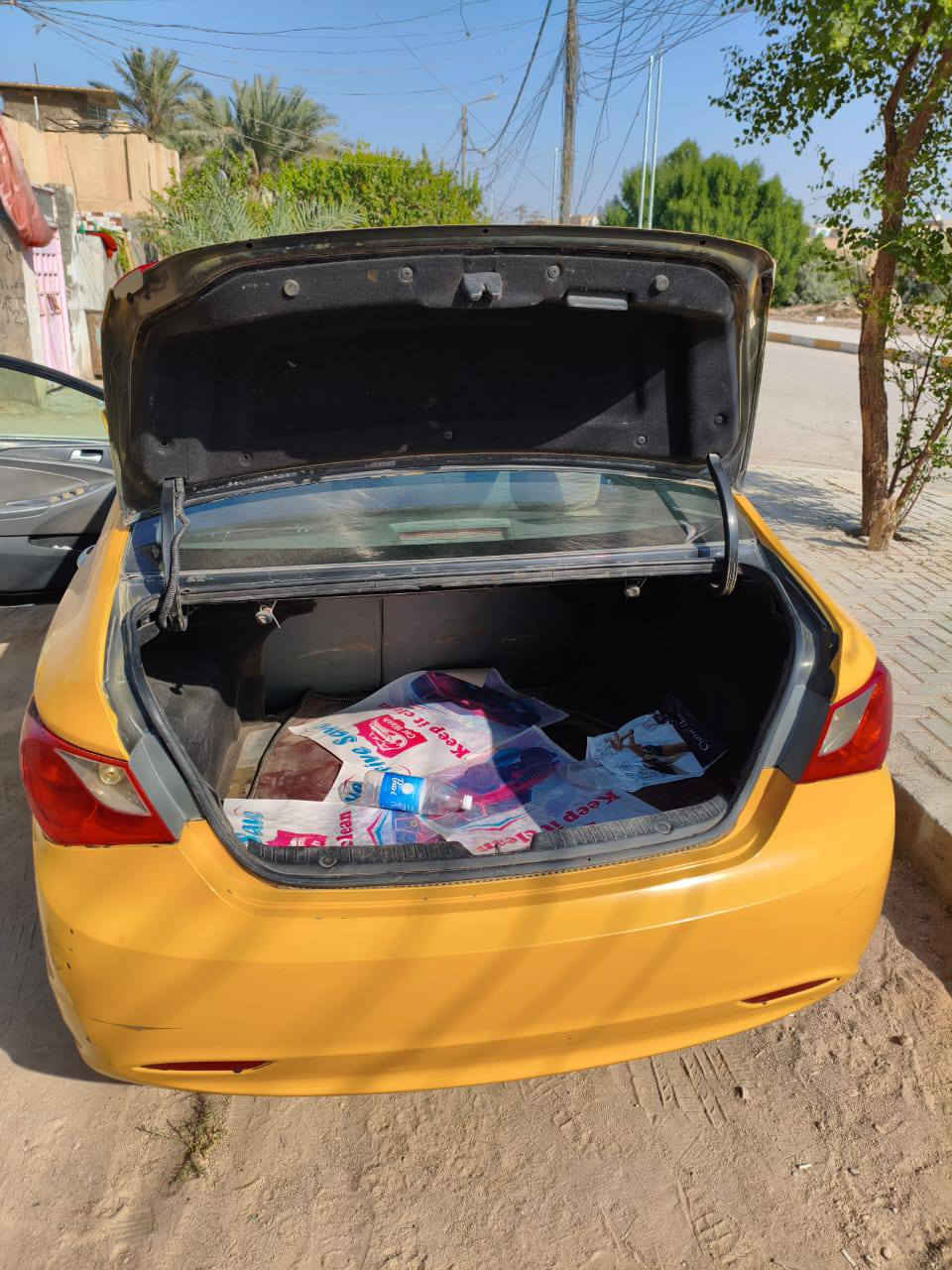 السلام عليكم سوناتا موديل 12
وارد امريكي بيهة ثلاث قطع
جاملغين وبنيد الداخل اصبع ماواصله 
مصفرة هيئة وغرامات ربع ماعليهة
رقم بابل انكليزي مكانهة ديوانية
سعر 88بيهة مجال ***********
وترهم مراوس بمقدس او اوبتما
