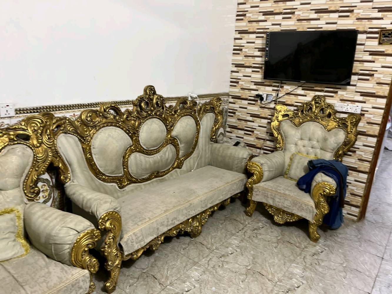 تخم ملكي👑 البيع نظيف