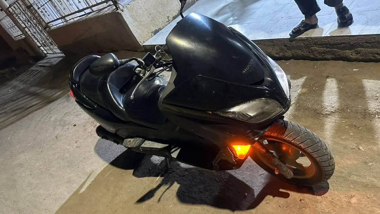 اسلام عليكم فورزه 09 دراجه حلوه نوقوصات بصيطه كهربائيات كلهه شغاله مكينه ناعمه شويتر صافي القرنه *********** السعر 550وبيهه مجال حك الجيه
