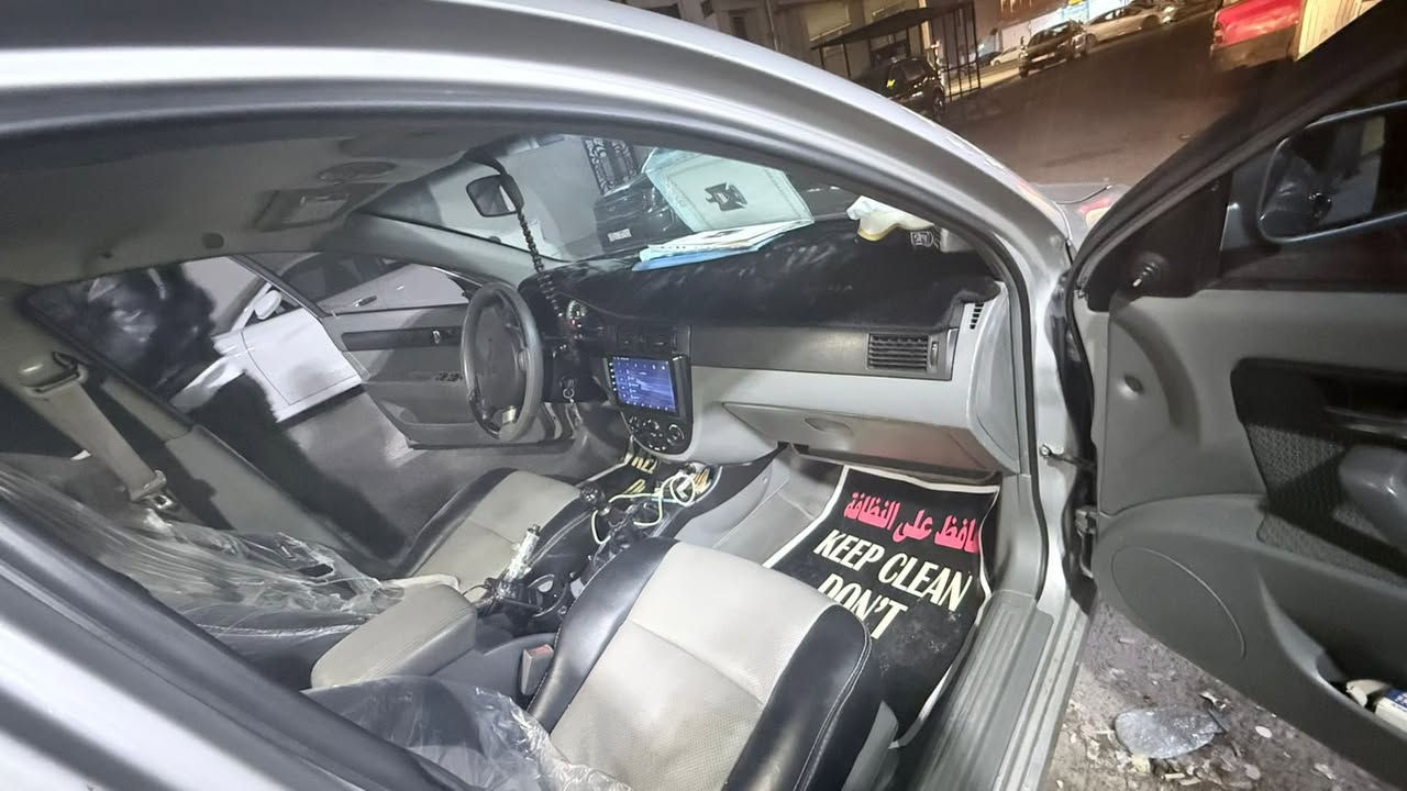 أوبترة للبيع 2004 مؤسسه رقم كركوك مشروع وطني جديد بأسمي سياره معمره جديد سياره تخم تاير كير ومكينه حاويه بشرط مصبوغه عام جماليه فقط بدون أي ضربه وسياره احلا من صور تجي وشوف بعينك مكان سياره كركوك الاتصال (***********)
(***********)
