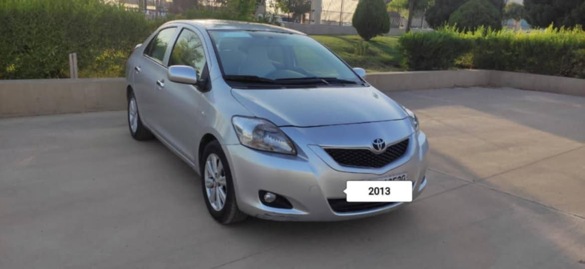 Toyota yaris 2013 
‎     ( سعری : 98 مەجالەکی کەم  ) 
‎
‎تۆیۆتا یارس ، بێ سبوخ
‎مۆدیل : 2013
‎دەبل گێچ ، دوو جام کارەبا 
‎154هەزار ڕۆیشتیە  
‎بێ بۆیاخ بێ لێدران 
‎ڕەقەم  هەزا نوێیە 
‎گێرو مەکینە ، تەبرید ساردو ، گەرم بەشەرت 
‎یەک دینار مەسروفی نیە 
‎شوێن هەولێر 
‎ ( ڕەقەم تەلەفۆن : *********** )
‎           (   وەتسئاپ و ڤایبەر ) أربيل, العراق
