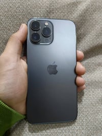 انضف 13برو ماكس بطاريته 91 ذاكره 256 وتر ممفتوح كلش نظيف السعر 750 بغد...