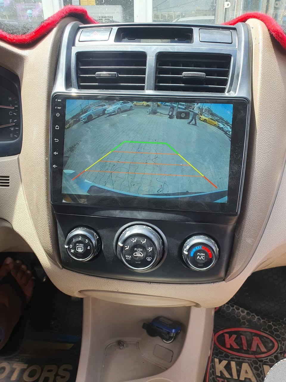 #توفر_توصيل لكافه المحافظات
تم ربط تاب  سبورتج فول مواصفات شاشه كزاز 4K 
سعر التاب ٦٥ الف 
ويوجد ايضا تاب ب ٧٥ الف 
ويوجد ايضا ٨٥ الف
ويوجد ايضا ٩٥ الف كشكل نفس الشكل بس اختلاف مواصفات 
السعر يشمل تاب مع الاطار والفيش 
مواصفات الشاشة 
١-شاشة لمس فول HD ضد الكسر  
٢-بلوتوث 
٣-اوكس (AUX)
٤-فلاش (USB)
٥-نظام اندرويد انترنيت
٦-اشغل كامرة
٧- أحدث اصدار 
٨- الذاكره 64.. العشوائي 4
٩-تحديد موقع. نظام GPS
١٠-صوت استريو واضح جدآ
١١- راديو
#العنوان بغداد السنك مجاور مجمع الغفران التجاري
للأتصال ***********
