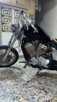 للبيع مليون دينار قفل مابيها أي مجال الشراي يتفظل يتواصل وياي دراجه كف...