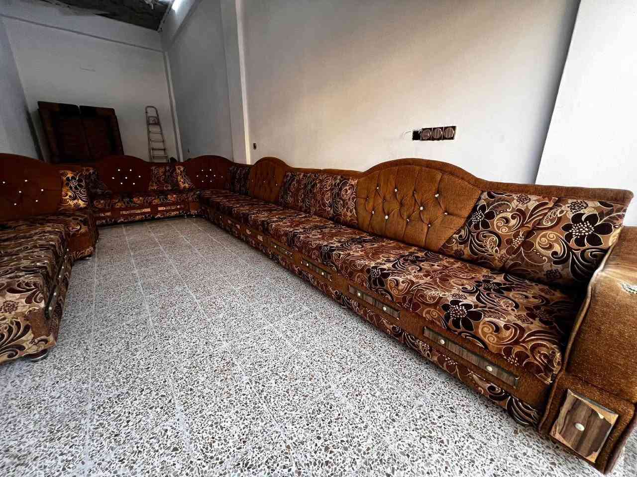 ديوان للبيع عرض خاص 📍
زاويتين ❤️‍🔥حيل نضيف مابي اي عيب
 12 متر 
خشب عراقي. انج ونص 
السعر :300
استفسار اكثر عل خاص


**إذا كنت صاحب هذا الإعلان وتريد حذفه لأي سبب، رجاءا أرسل رسالة إلى الدعم الفني**