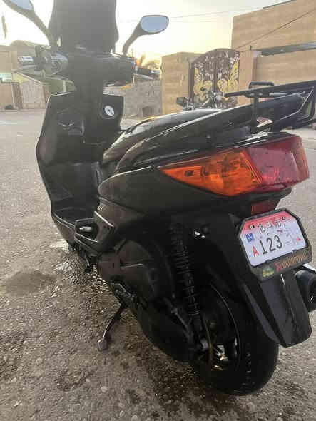 سلام عليكم سكنس فحل للبيع 
دراجه نضيفه كدام العين مكينه ناعمه وحللوه السعرها ٧٧٥ بيها مجال للطيبين مو شراي ليتصل ولا يتعبني مكاني صلاح الدين قضاء بلد ***********
