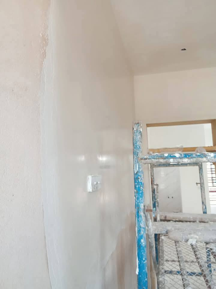 سلام عليكم اني خلفه البخ جص وسمنت متفرق حالين شغل درجه وله ومناسب وطلع بل يوميه وخذ كبالَات وعل متر اخذ المتر جص وسمنت ٥ الف ***********
