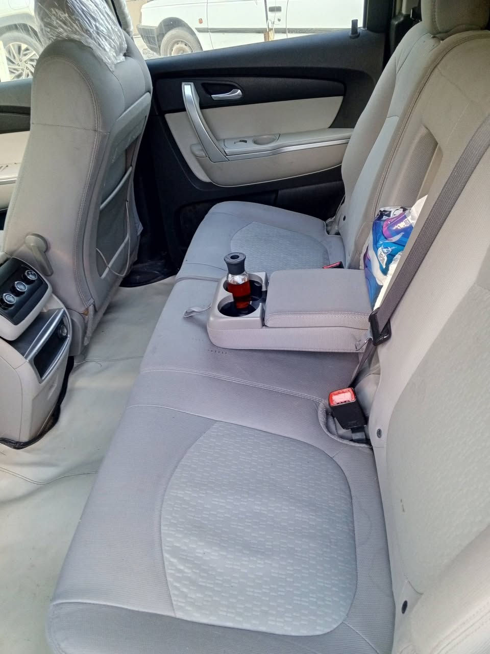 📍 رقم اربيل دولي
( GMC اكاديا 2008 )
المواصفات:
 •  7 ركّاب
 •  اللون: رصاصي
 •  شاشة لمس
 • تحديد سرعة 
 • تحكمات ستيرن 
 •  تحكم خلفي للمسجل والتبريد (VIP)
 •  كامرة خلفية دوارة
‏ • قفل مركزي 
 • نضام ترحيب 
 • بصمة تشغيل 
 • تشغيل عن بعد 
 •  تبريد ثلاث قطع
 •  غرفة السيارة VIP 
 •  مكينة V6 المرغوب vvt
 •  كشنات كهرباء
 •  كير ومكينة جدد كبس
 • حادثها جاملغ خلفي و ٣ قطع صبغ
 • تحويل وكالة نفس اليوم 
 • يرهم مراوس شمالي 
 • مكان اربيل 
💰 السعر: 88

📞 للتواصل *********** واتساب
