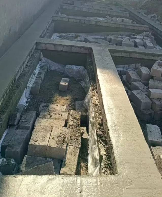 هذا شغلي ولي يعجبه يتصل على رقمي ***********
