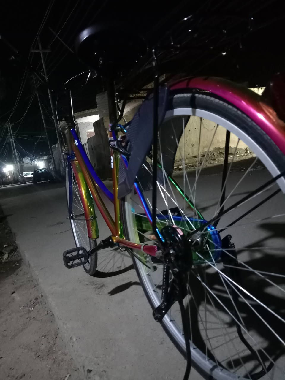 السلام عليكم بايسكل جديده  للبيع المكان الناصريه مركز  السعر خاص  ***********بي وتساب
