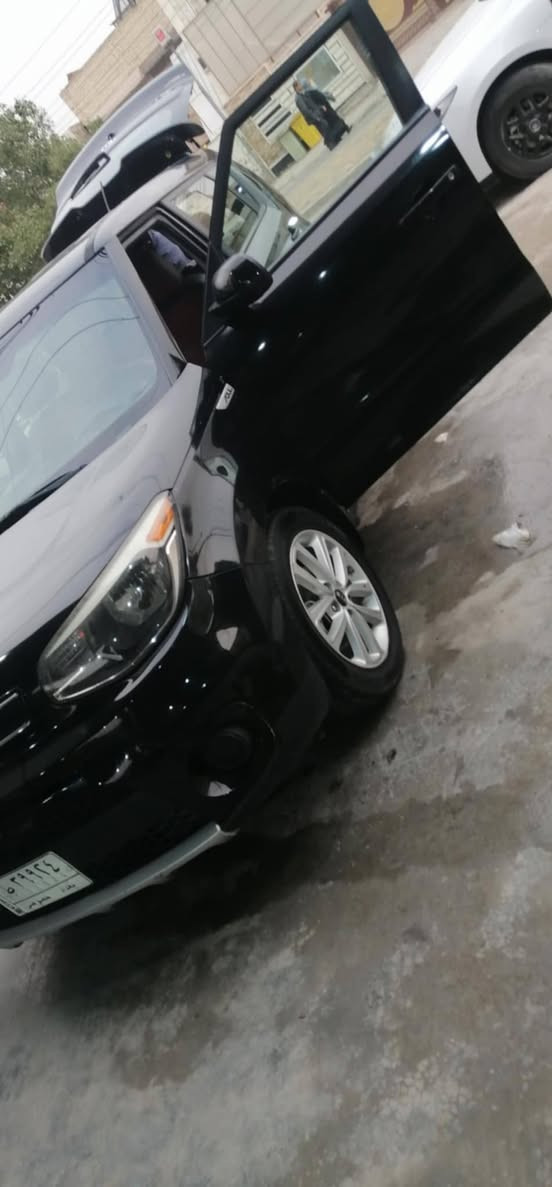 كيا صول 2019 وارد امريكي
حادثهه بنيد وجاملغ بدون دواخل 
بدون ايرباك مكينه وكير وتبريد مكفولات
مكينه 2000 ماشيه 100 
السياره شاشه جبيره
تحكم ستيرن
تخم تاير باتري جديد
صدر امامي خلفي جديد
بأسمي رقم بغداد
السعر 127
مكان السياره بغداد القادسيه
الاستفسار 
***********
غير متواجد علفيس
