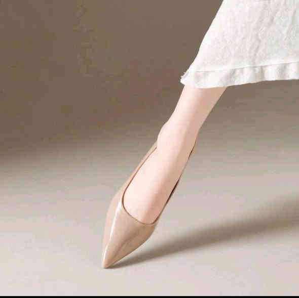 تشكيله جديده من شي ان 
تواصلو وياي ***********
كروب خياطات العراق @إشارة احذيه شي ان  احذيه وحقائب الماستر كوالتي انتيك انكليزي وباله امزون احذيه. شي ان. زهرة التوليب المندوب عبود للبضاعة أوربي
