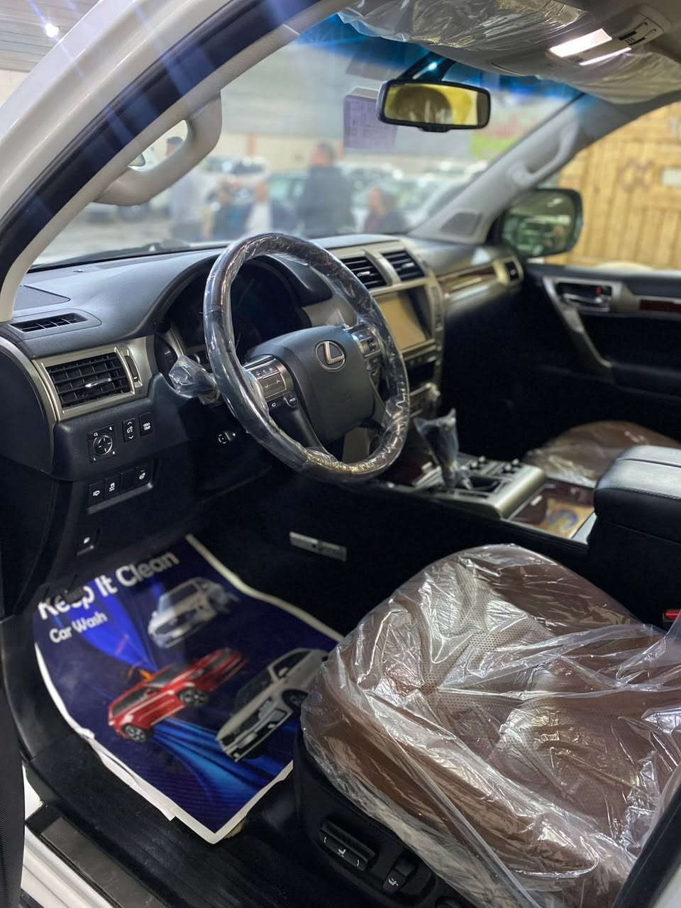 سلام عليكم
لكزز GX460 
موديل 2018 بريم بريم اصل باب اول
 سيارة على ايد وحدة فقط
مكفولة من صبغ تبديل و بارد كفالة حتة دعاميات 
رقم اربيل بسمي هزة فحص جديد 
***********
***********
مواصفات 
جكات 
شاشات 3 بلاديات
رادار امامي + جانبي
كشنات حار + بارد + ثنين كراسي كهرباء
كشن سايق خزن مموري
اربع كامرات 360 
ستيرن كهرباء خزن + ستيرن تدفىء
اتو بارك تصفط وحدهي
13 سماعة + دمام 
كشنات خلفية كهرباء 
تشغيل عن بعد 
فتحة بل سقف
ريموند شاشات 
بصمات اثنين مع كودات 
اعلى مواصفات بل لكزز فول للاخير 1/1
مكان سيارة النجف الاشرف 
***********
***********
