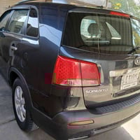 سورنتو موديل ١٣ للبيع او مراوس حسب القناعه رقم بغداد بسمي ٧ راكب مناسب...