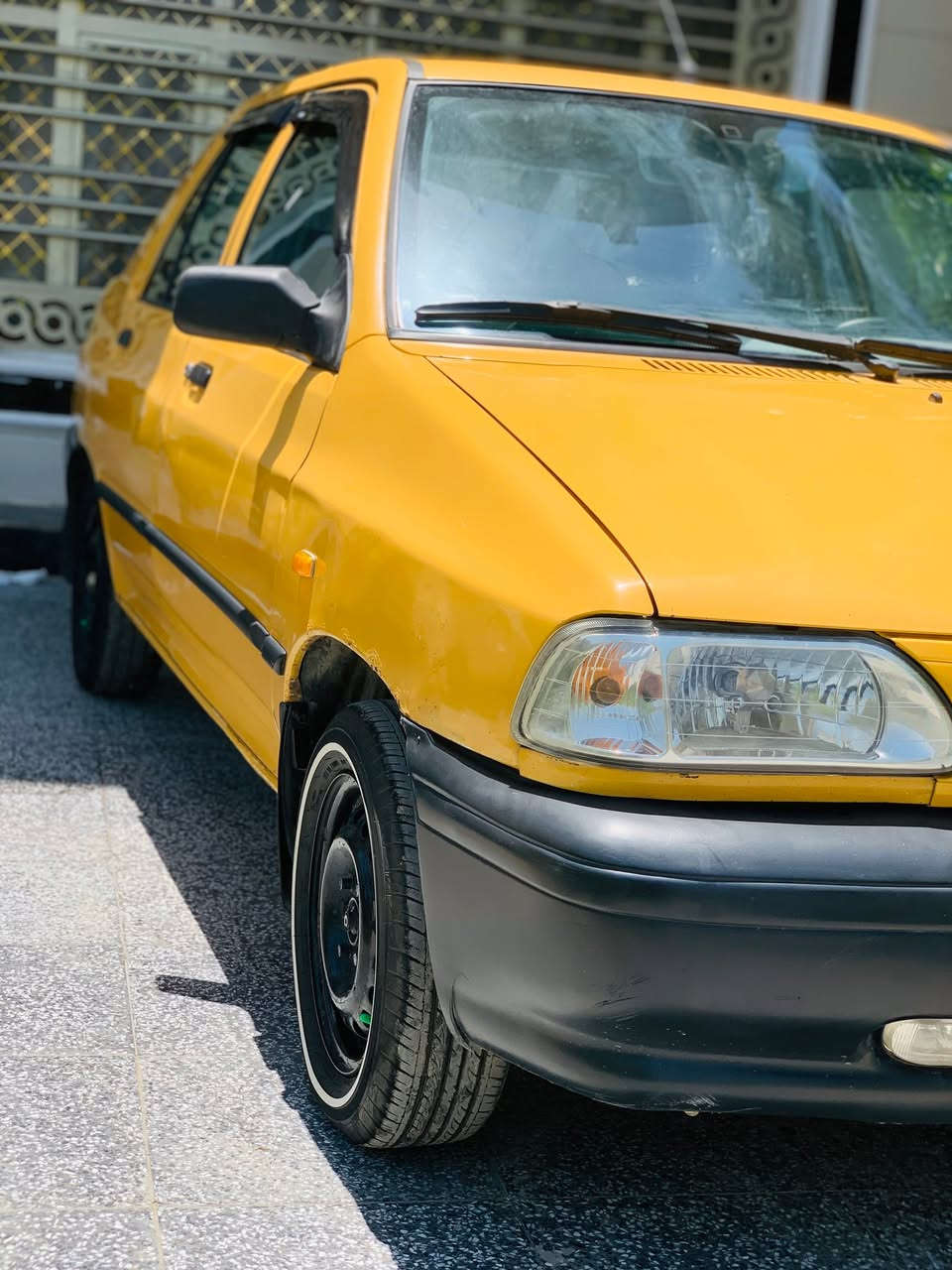 سلام عليكم
سايبه ٢٠١٦💛 
تخم تاير جديد 
حداديه جديده 
محرك لا تنقيص ولا تبخير 
سنويه صار يومين من سقطت 
تحويل ثاني يوم 
بيها صبغ  الباب وره السايق 
وجاملغ الامامي بارد بي 
تبريد شغال بس نقص غاز فقط 
مكينه وكير مكفولات
مكاني كربلاء 
الاستفسار ***********
