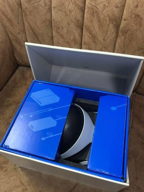🔥Psvr1 ب150 الف قفل🔥

كاملة الملحقات نظافة 100% كامره ويدات 2 وترهم للبلي 5/4 

*********** مكاني موصل جانب الايسر
