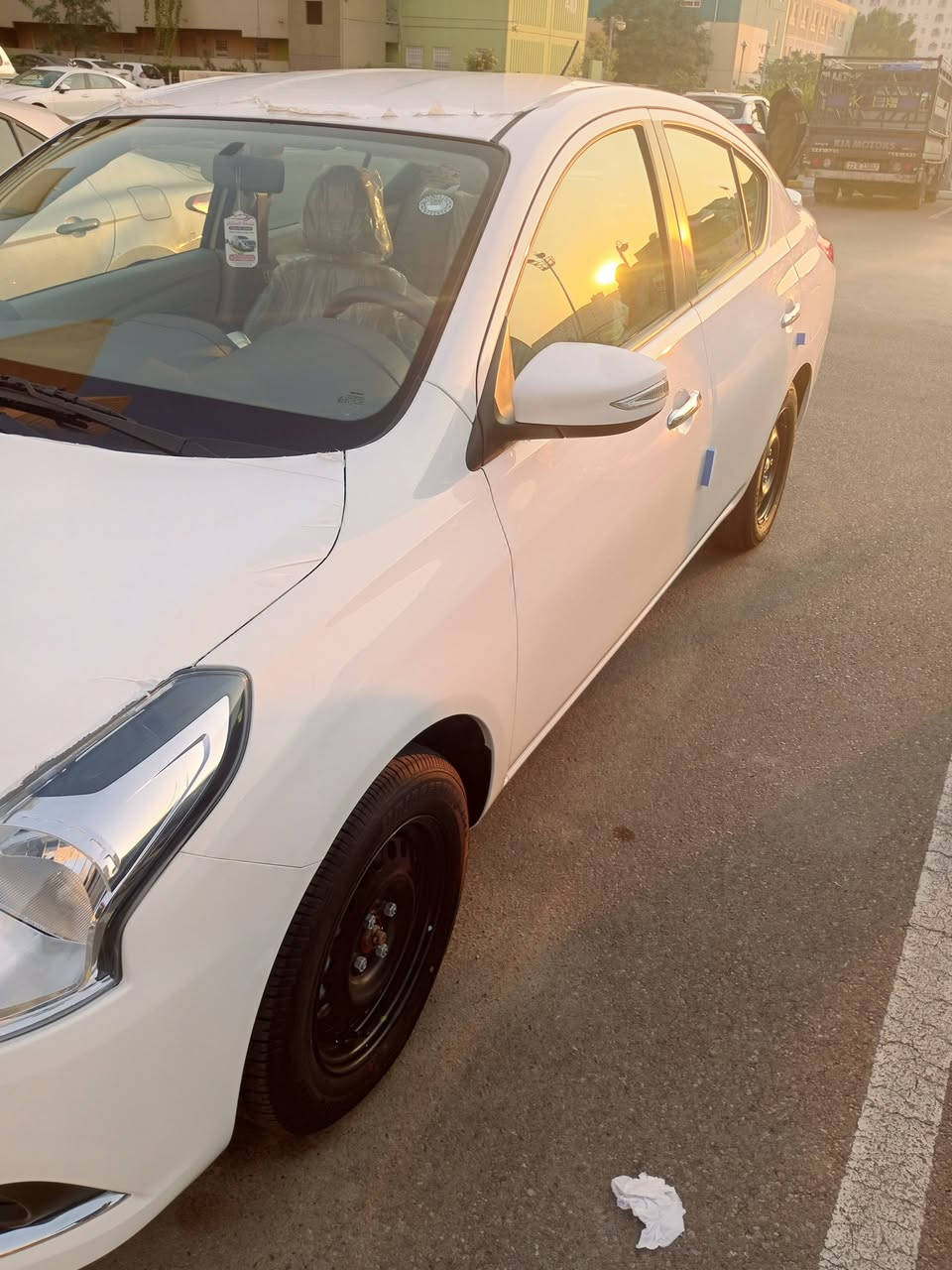 سلام عليكم 
نيسان صني مصري موديل 25 ماشيه 10الف 
كفاله عامه 
السعر 120 قفل 
للاستفسار
***********
