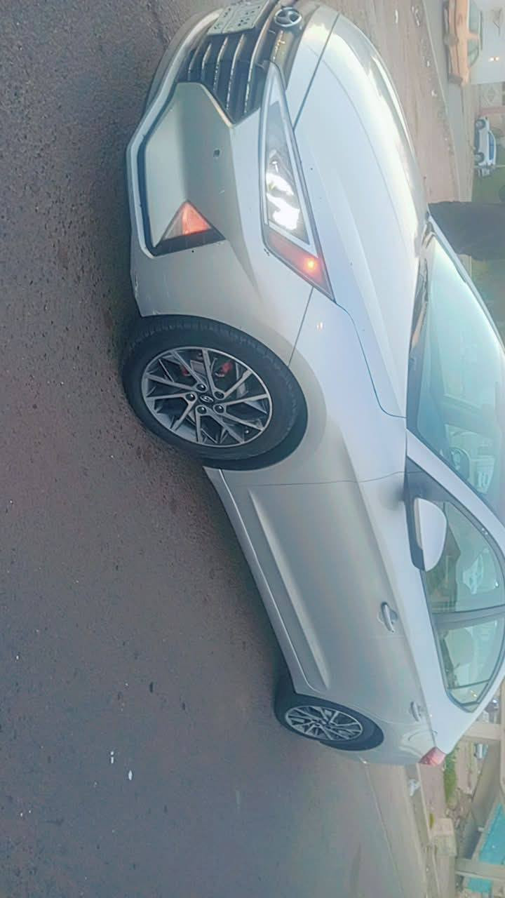 النترا 2019 ماشيه 160 رقم كربلاء معوقين باقي 6 اشهر تصير حره صبغ وبنيد وجاملغ بدون دواخل بارد بلهلال الخلفي ***********
