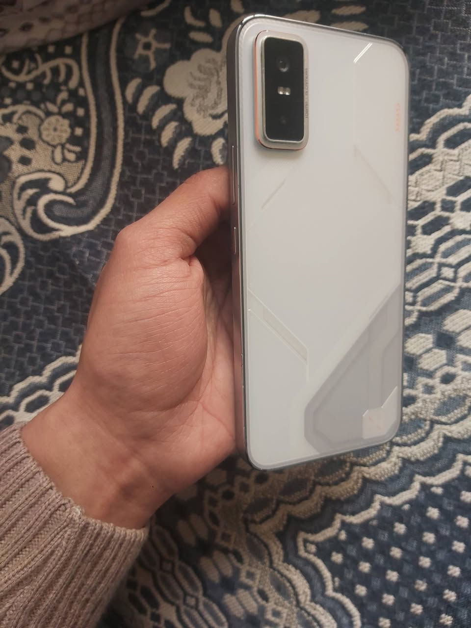 انفينيكس جيتي 30  برو
الذاكرة 256 

الرام 24 12+12 
الشاشة 144 هرتز 
بوبجي 120 فريم 
الجهاز شغال شرط بدون خلل فقط بي طخات بل شاصي خفيفة جهاز معروف السعر 220  شراي راسلني أو اتصل ***********
