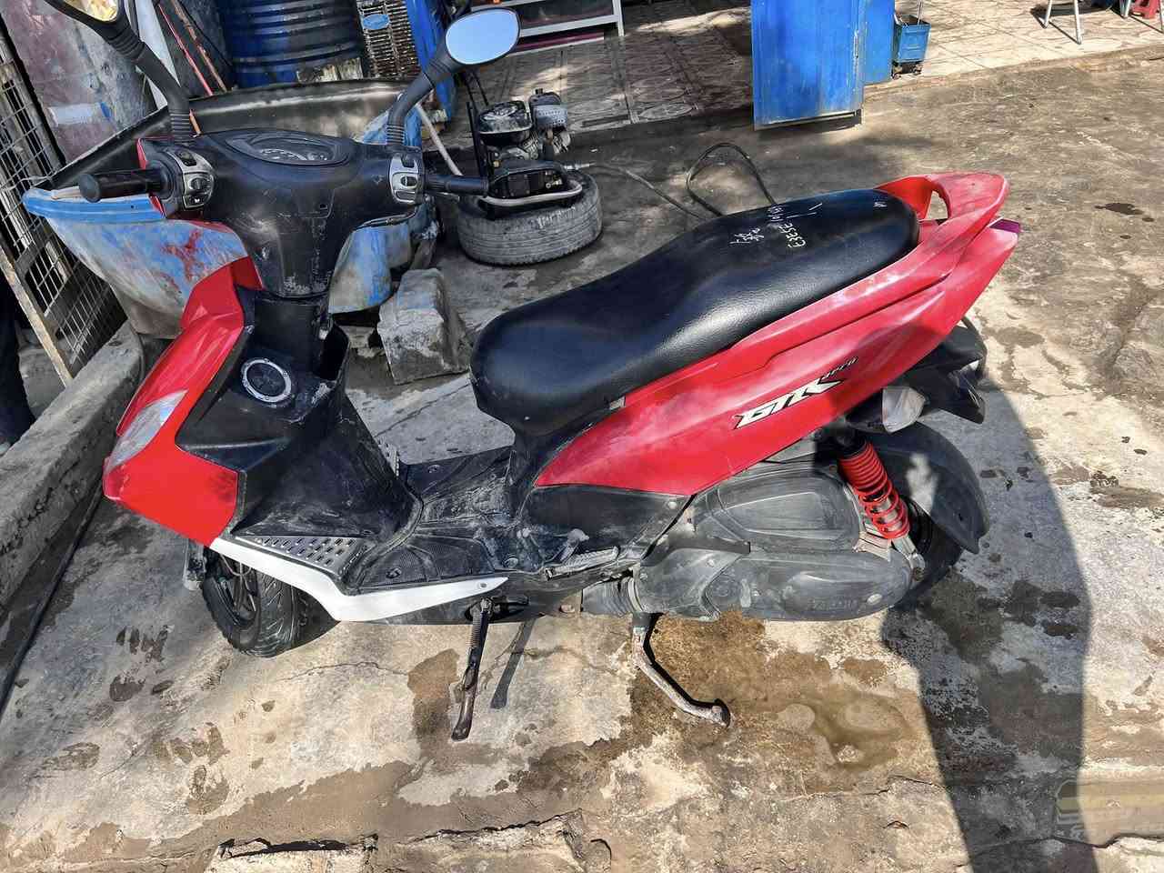 السلام عليكم شباب GTRللبيع الدراجه خير من الله ئي نقص مابيه الدراجه رمبه مكاني بغداد تاجي سبع البور السعر خاص ***********
