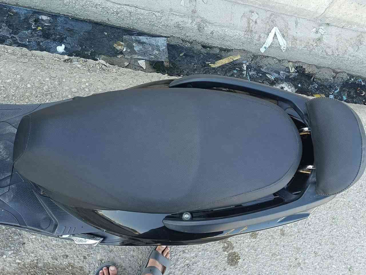 دراجة سكنس للبيع نظافة 100/100
كلها شغاله لايت امامي عالي وناصي لايت خلفي اشاير كلها شغاله دشبول الكتروني

محرك 125C سرعتها 120 

السعر 650 وبيها مجال

مكاني : الناصرية - الغراف  

***********
