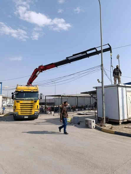 السلام عليكم للبيع اسكانيه بومه ٢٠٠٥سنويه اكرين عليه جهاز ألماني (HMF موديل ٢٠٠٣ / ١٣طن) اربع أسليت دهن رجلين مخالف طلقتين تخم تاير رقم انكايزي جديد بسمي
السعر (٥٥٠ خمس دفاتر ونص)( وبيه  مجال أستفسار مكاني ديوانيه /***********/***********
