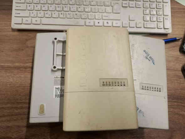 توفر لدى مكتبنا 
روكت xw سعره 75 الف 
912 5g سعره 30 الف 
***********
يوجد لدينا توصيل لكافة المحافظات
