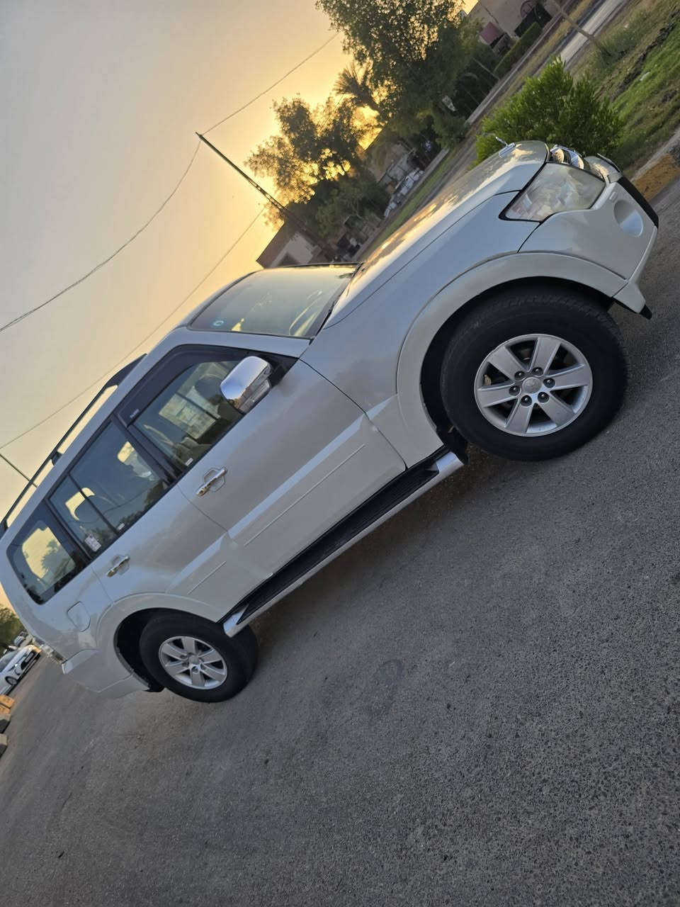 باجيرو حبتور فول مواصفات.خليجيه..موديل 2007.شكل العشره...الون ابيض ،صدفي ...مكينه 3000..
7..راكب ..كشنات جلد داخل لونين صاج واسود كشنات كهربائي 
مري شفط .تبريد 3قطع اشايربلمري .حساسات خلفيه .بعد بيه هواي مواصفات ..بيه 3قطع صبغ بدون دواخل والسونار موجود .
رقم بغداد الجديد هزه جديده بسمي ...
السعر(115$)والشراي يدلل...العنوان بغداد الكرخ شهداء السيديه قرب تقاطع درويش ..ولتفاصيل اكثر الاتصال على الرقم 
***********...علي تحياتي للجميع
