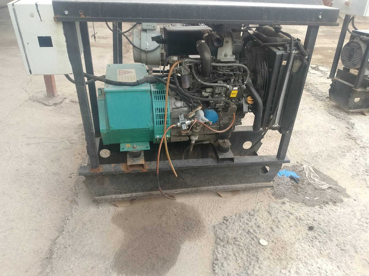 السلام عليكم ينمر 10 كيفي ثلاثه بستم مكينه شرط مفتوحه بلادي الحجز والاستفسار على رقم الهاتف 
***********
