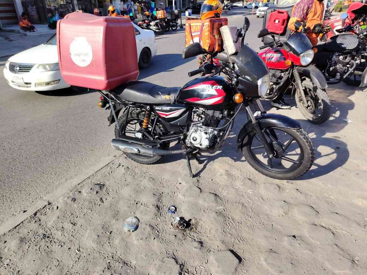 السلام عليكم دراجه بوكسر كلاسك موديل2021مجفته تجفيت شركه الدراجه خيير من الله مرقم بغداد تحويل ثاني يوم السعر1900وبيها مجال مكاني بغداد البنوك.
***********
