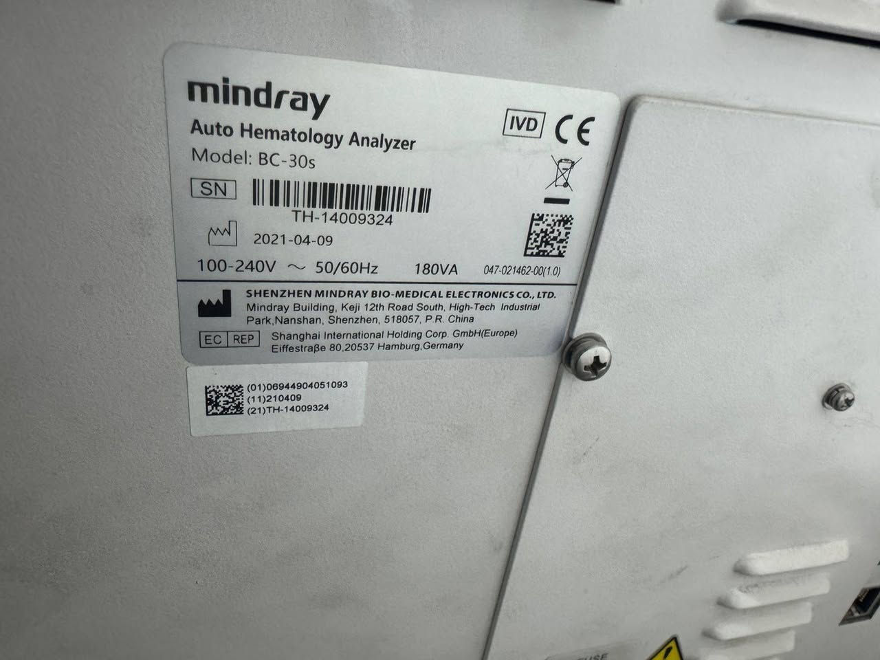 ١- cbc Bc10 مع ملحقاته
بسعر ١٦ ورقة 
٢- cbc BC30s  مع ملحقاته 
بسعر ١٧ ورقة 

نضيفات جدا 
متواجدات في بغداد 

***********
