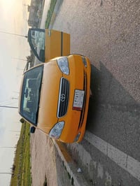 كورلا نحله موديل 2008 رقم بغداد باسمي سعر 80 07717050706