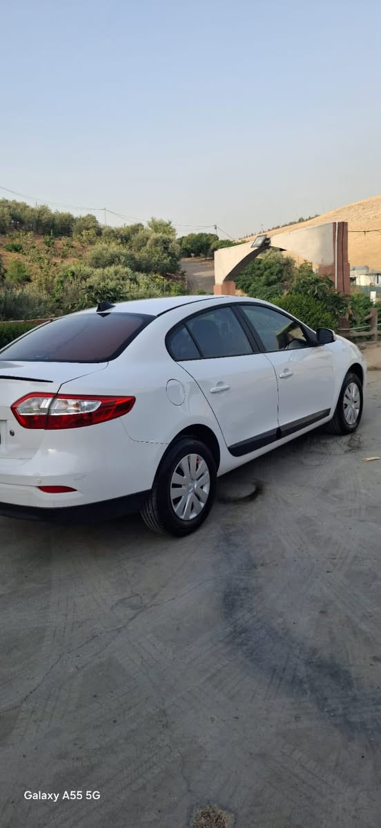 سەرەتا بە ناوی خودا
Reno fluence بۆ فرۆشتن سەیارەیەکی تا بڵەی پاکو خاوێنە 
مۆدێل ٢٠١٦
بەشەرتی گێڕو مەکینە 
دەعمو لێدراوی هیچی پێوە نییە یەک پەڵەی بۆیاخە  
سەنەوی تا ٢٠٣٠ تازەیە تەحویلو خرامەی بەشەرت سەیارەی ماڵە هی مەعرەز نییە سەیارەیەکی بیانو بڕە  
شوێن سلێمانی 
تەلەفون بۆ خاوەنی بکەن
ژم.***********
