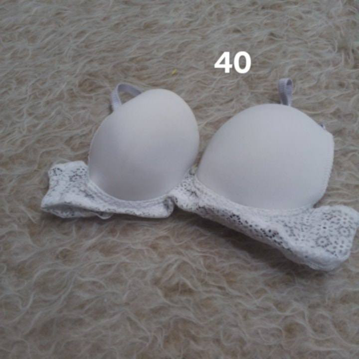 على الف القطعه
لحكن تخفيضات
حمالات الصدر شي ان القطاع بالف
القياسات داخل الصور 
متوفر انواع القياسات والموديلات
توصيل متوفر


**إذا كنت صاحب هذا الإعلان وتريد حذفه لأي سبب، رجاءا أرسل رسالة إلى الدعم الفني**