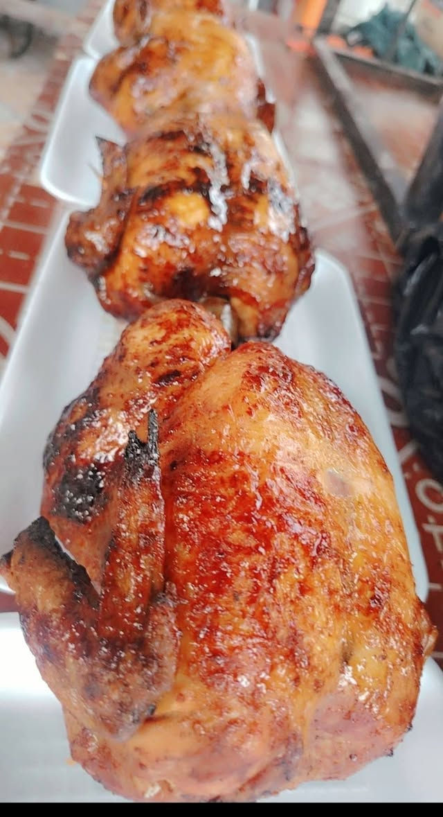 استمتعوا بـ ألذ دجاج مشوي من مطعم حسين مزعل 😋
__________________________
متواجدين يومياً  وجبة غداء وعشاء 
قيمه حسين مزعل النجفيه   
دجاج ذبح عراقي 
سعر الدجاجه 10000
سعر الصينيه التمن والمرك 5000
 سعر نفر تمن وقيمه 3000
سعر الصينيه الوسط 6000
 سعر الصينيه العائلي: 8 الاف
سعر صينية عائلي:10الاف
كيلو القيمه: 10 الاف
نص كيلو قيمة:5 الاف
كاسه مرگة: 1500
يتوفر لبن 1000 
كاسه يابسه 1000
كاسه باميه 1000
لسنا الوحيدين لكننا الافضل 😉
تتوفر خدمة توصيل داخل القضاء .‭
***********‬
‭***********‬ 
العنوان . مقابيل الحسينيه  الكبيره

بإدارة قيمه حسين مزعل النجفيه....
