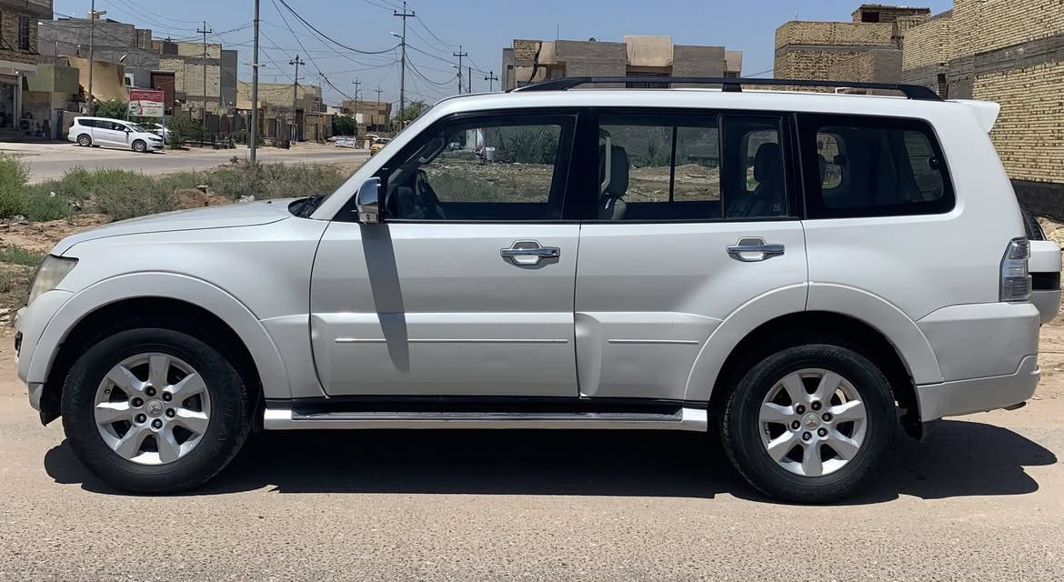 باجيرو ٢٠١٠ حبتور رقم بغداد بأسمي بيها جاملغين وبنيد تعديل وصبغ سيارة جاهزة گير ومكينة مامفتوحات تبريد ممتاز واي تفاصيل رقمي *********** مكانها بابل/حلة /ابوغرق السعر١٢٢
