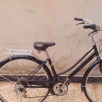 موديل 2022 • حجم 27 • اسود لاماعي