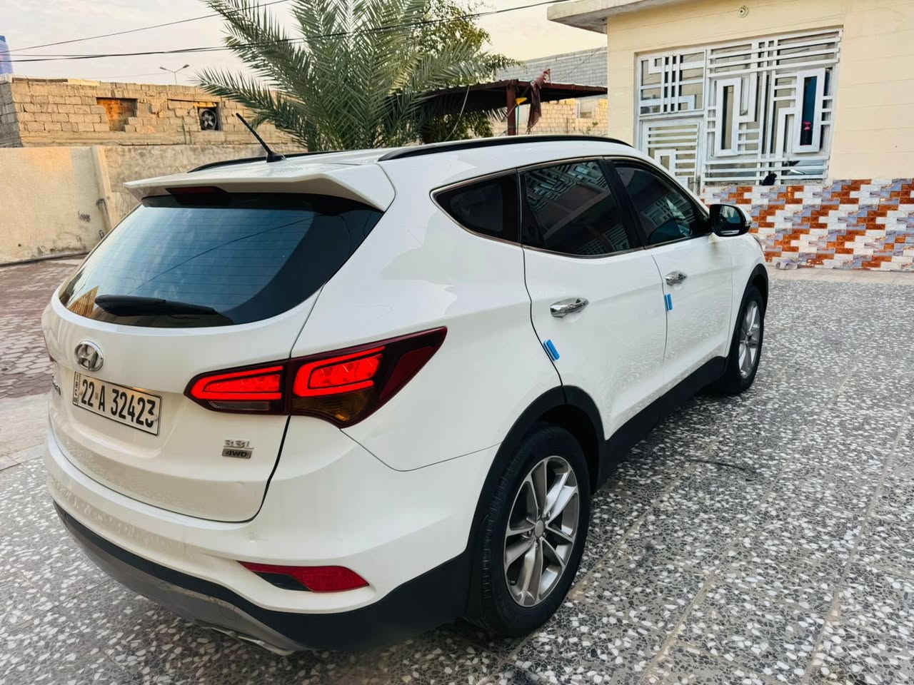 سلام عليكم
سنتافي مديل 16 خليجي رقم أربيل الجديد الدولي 
محرك 6 سلندر مكفوله من الضربه و الصبغ و التبديل 
السياره 7 راكب داخل بيجي 
مكان السياره النجف الرقم ***********
السعر 173 و بيه مجال فقط بيع اعتذر عن المراوس
