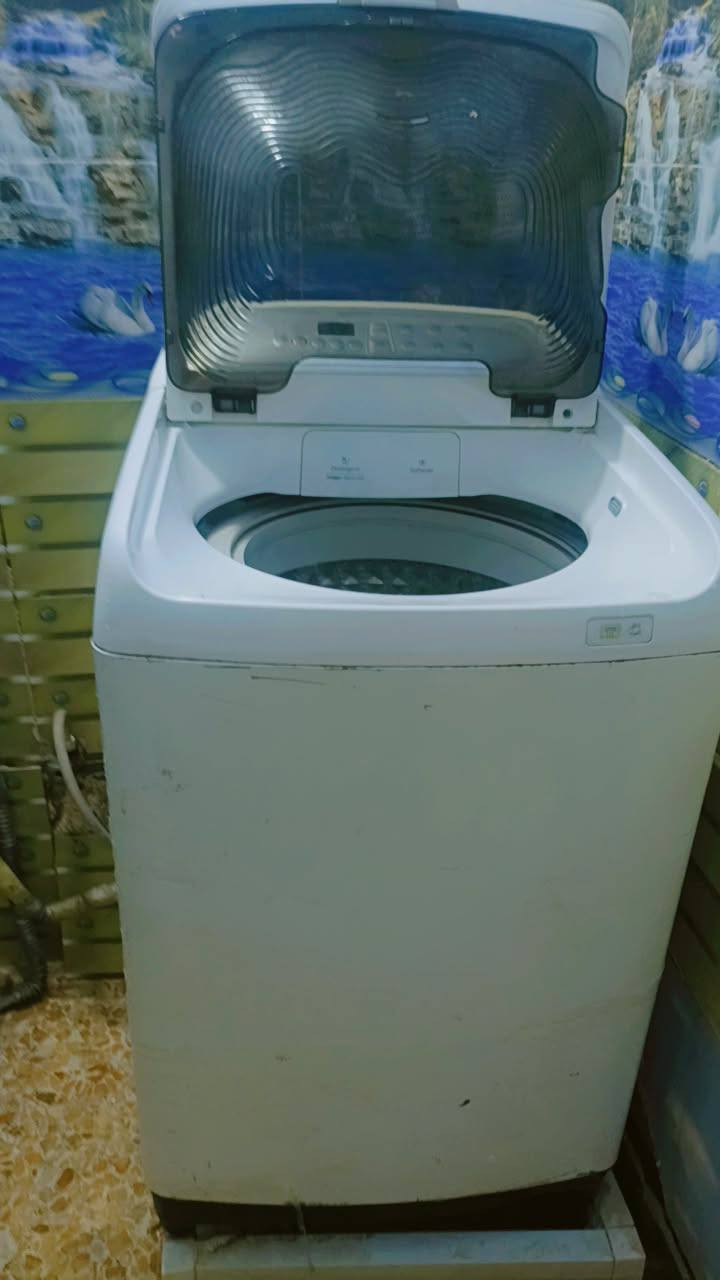 غساله اوتوماتيك للبيع السعر 250وبيه مجال بغداد 11كيلو***********

