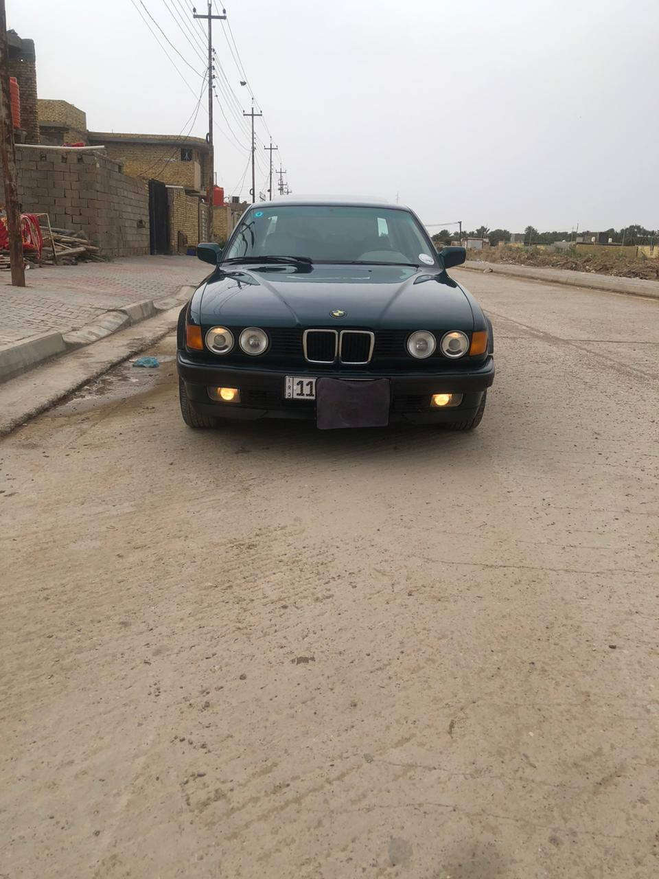 سلام عليكم بي ام دبليو موديل 91 محرك ٦ستندر كير ومحرك خير من الله تبريد ثلج تدفئه وتبريد بلكشنات حداديه جديده حساسات امامي وخلفي شغالات دبل ارباك تخم تاير جديد للببع او مراوس والسياره نظيفه الشراي يتصل علئ الرقم ***********
