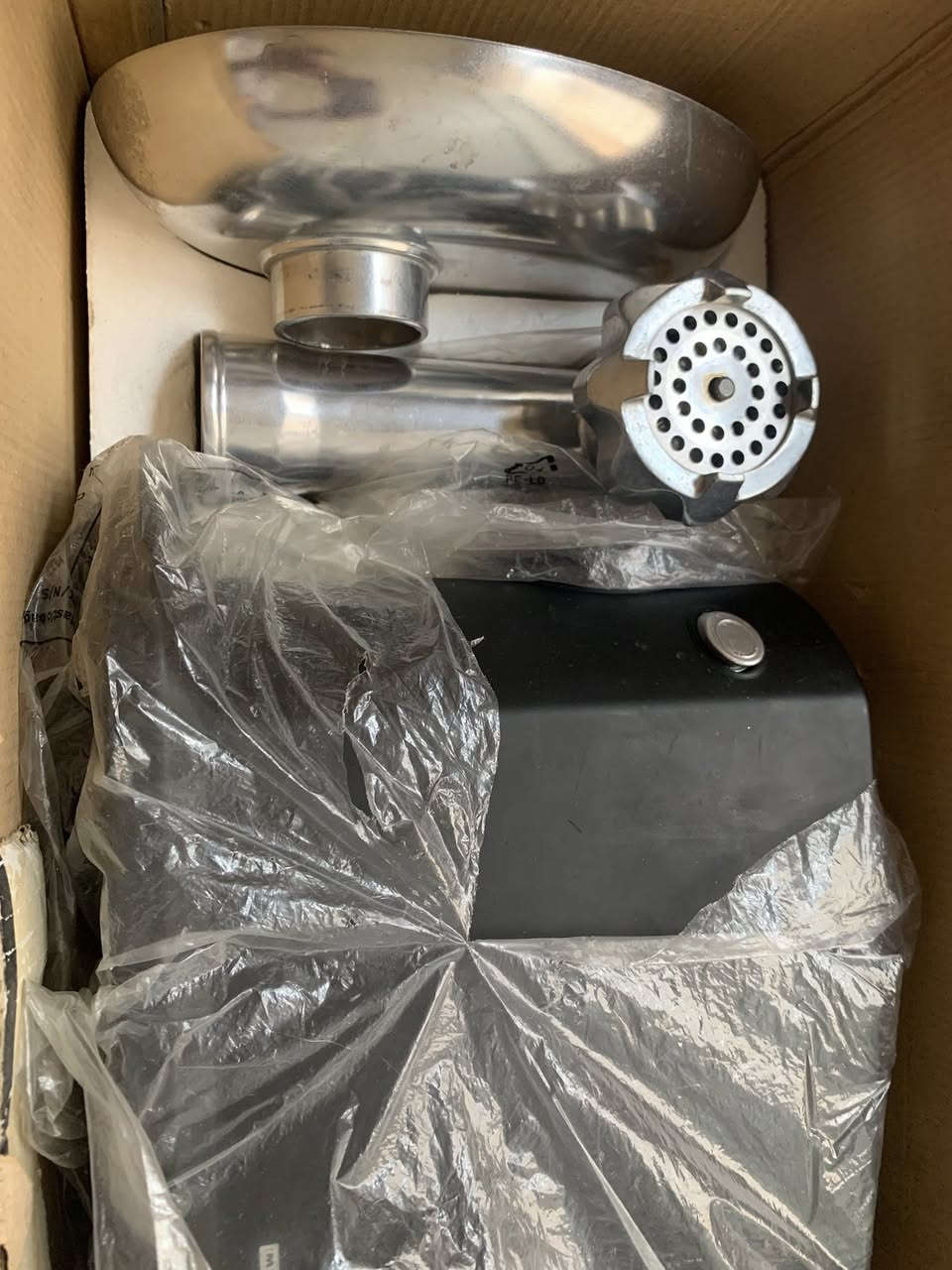 اغراض للبيع
المكان شارع الجمهورية


**إذا كنت صاحب هذا الإعلان وتريد حذفه لأي سبب، رجاءا أرسل رسالة إلى الدعم الفني**