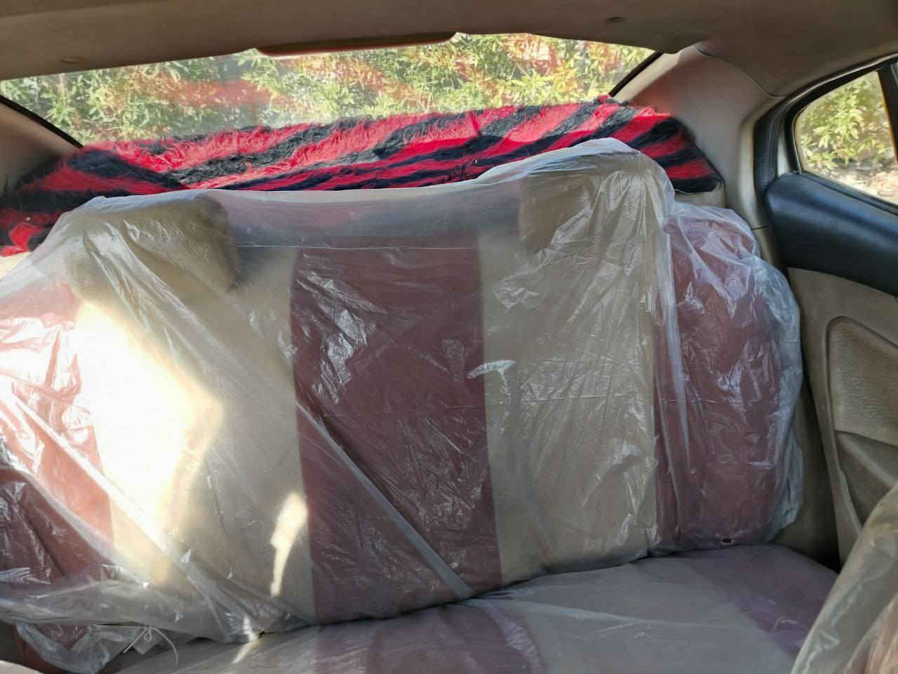 السلام عليكم سيارة شانا بيني ( شركة شانجان ) موديل 2009 كير ومحرك محور كورلا بيكاتشو 1600 هزه جديدة سنوية جديدة غرامات مصفره رقم بغداد انكليزي تحويل مباشر صبغ 3 قطع جمالية أثر جراد مابيهة ضربة ولاحادث السياره يحتاج ترتيبات بسيطة مكان السيارة بغداد شعلة السعر ( 43 ) ورقة وبيها مجال رقمي ***********
