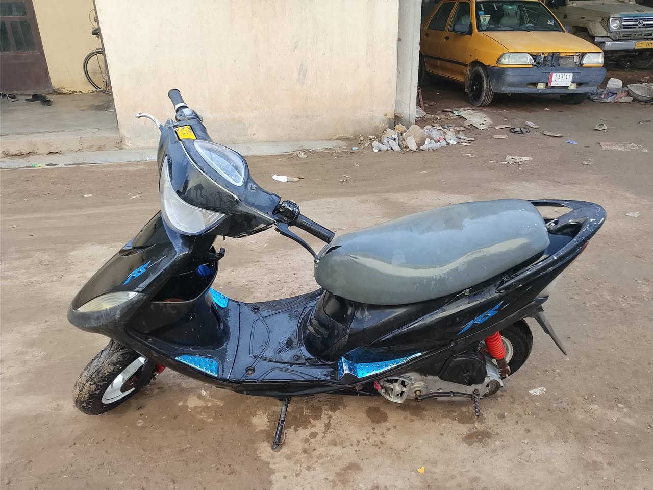 ماكس عدله للبيع كفاله عامه كله ختم واحد مكينه بلاديه ممفتوحه شلعه ومعدل فول اوراقه كامله العنوان بغداد تقاط نهروان السعر 425وبيه مجال للطيبن الرقم ***********
