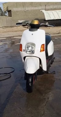 07876024054.    سلام عليكم دراجه حلوه ونظيفه شرط الفحص دراجه روع