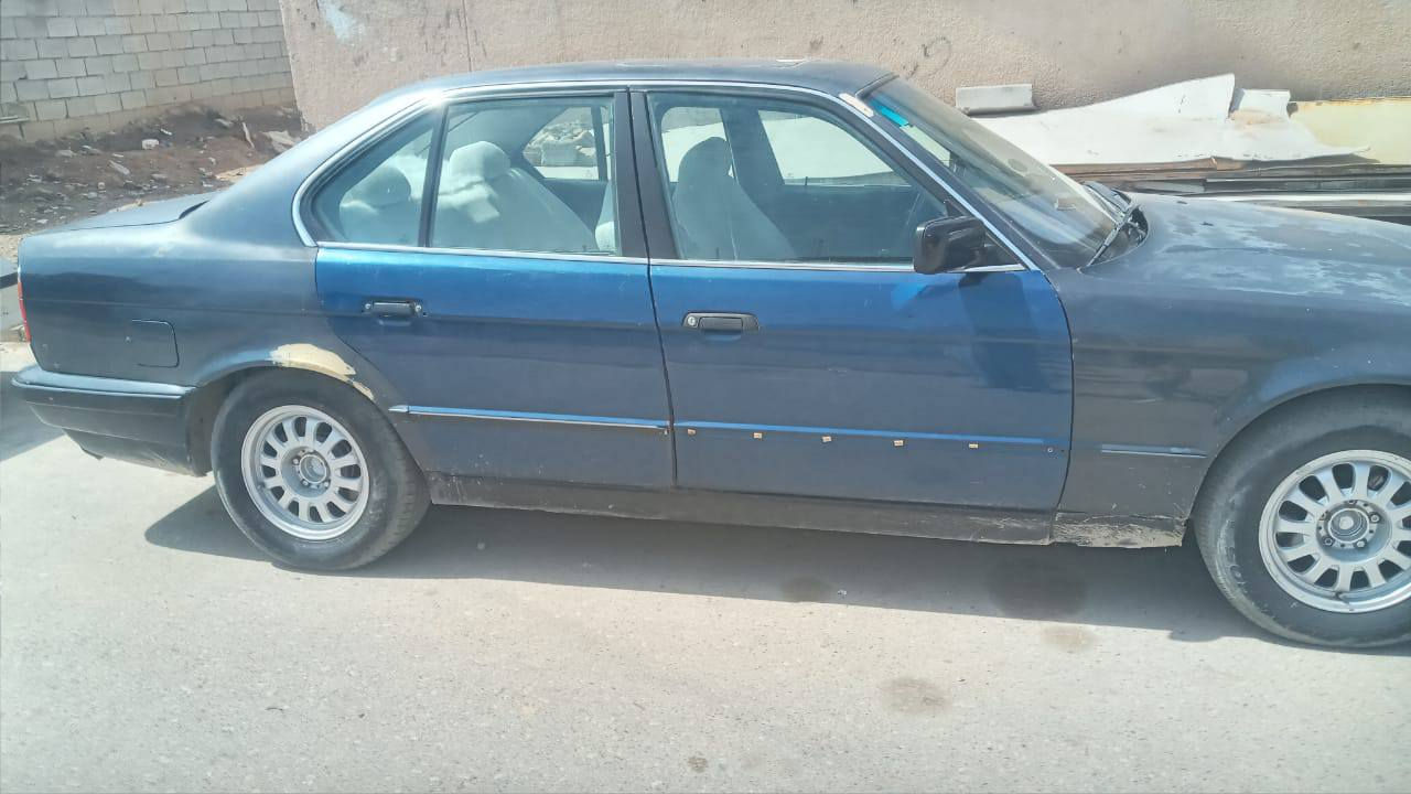 سلام عليكم بي ام حلوه ونظيفه جاهزه مكينه وكبر بلاد  ‏‪***********‬‏
