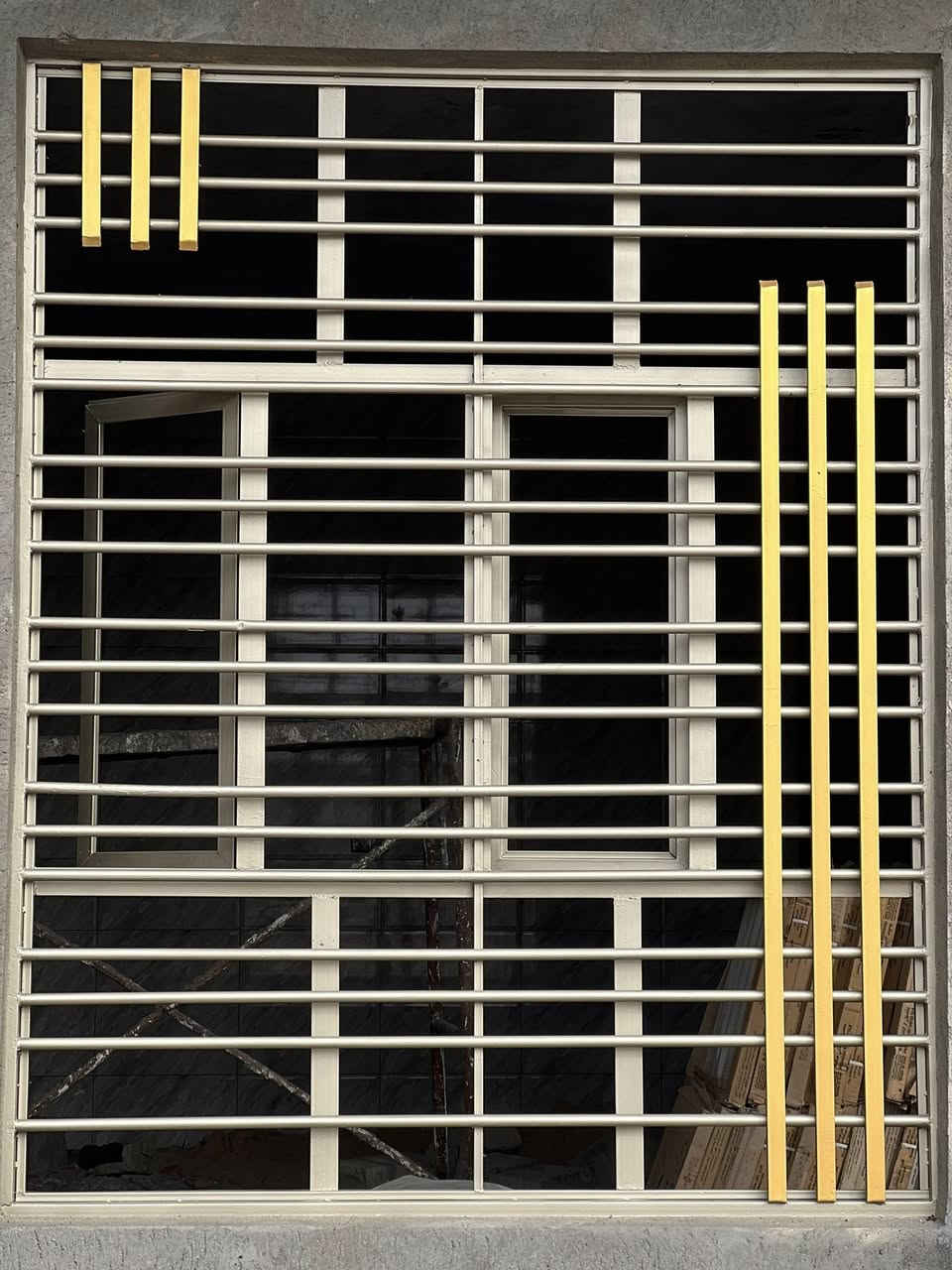 تنظيف وصبغ شبابيك 
***********
