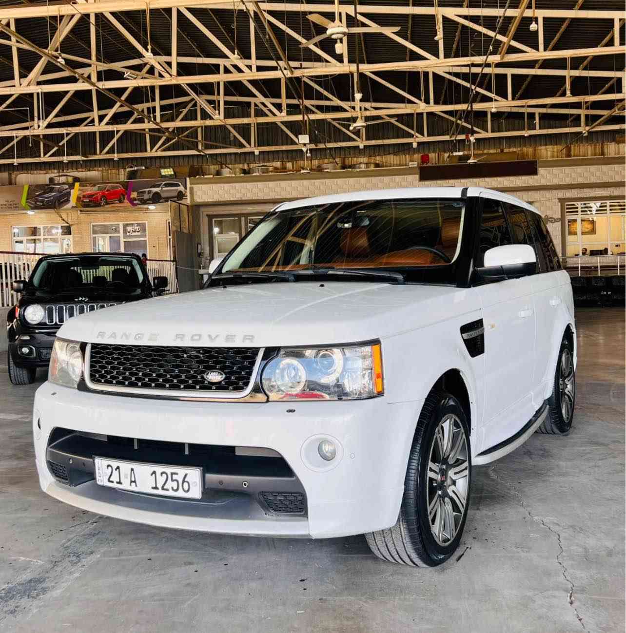 رانج روڤير بايتو گراف شه ريكه سه ردار
2011 بي سوبه ر مه كينه عادي سياركه هاتا بلي جوان بي كيشيه هه مو شتي به شه رت سياركه رقم كه شي هادي له گه لي 85 هه زار حه قيقي رويشتي داحامي بو داحمي  به شه رت ته نها يك چي بجوك PDR هه يه 
رقم ساحيب:***********
سعر:160$ وه ره قه مه جال كم أربيل, العراق
