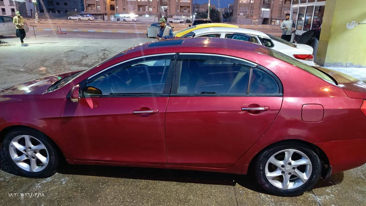 السلام عليكم
جيلي امكراند c7 موديل 2012
كير ومكينة وتبريد خير من الله 
السيارة مصبوغة عام للجمالية  حدادية امامية جديدة مشط جديد  فقط الدواخل ينرادلهة ترتيب 
السعر 47وبيهة مجال بسيط 
سنوية بأسمي مشروع وطني رقمهة ذي قار مكان السيارة الديوانية 
***********
