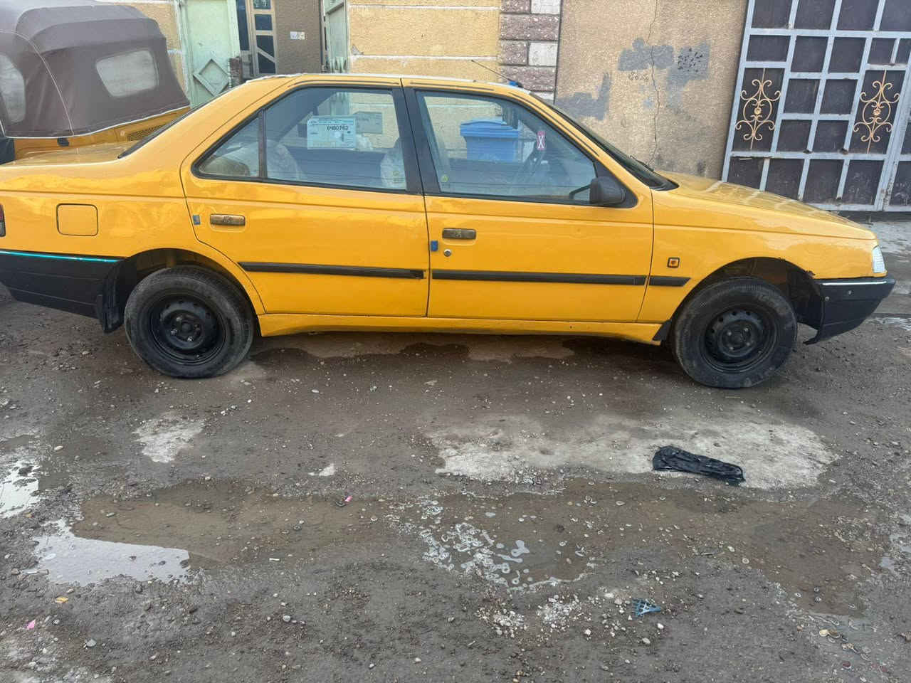 سلام وعليكم بيجو روا مديل 2007 سباره خير من اللة مكينه كير صدر كهربائيت كلهه شغله تبريد شغل بس عوزه ربط الكمبرس دوشمه تايرت جديد سياره خير من اللة كير الكسل خير من اللة عرضهه 25 وبيهه مجال شراي تصل ***********
